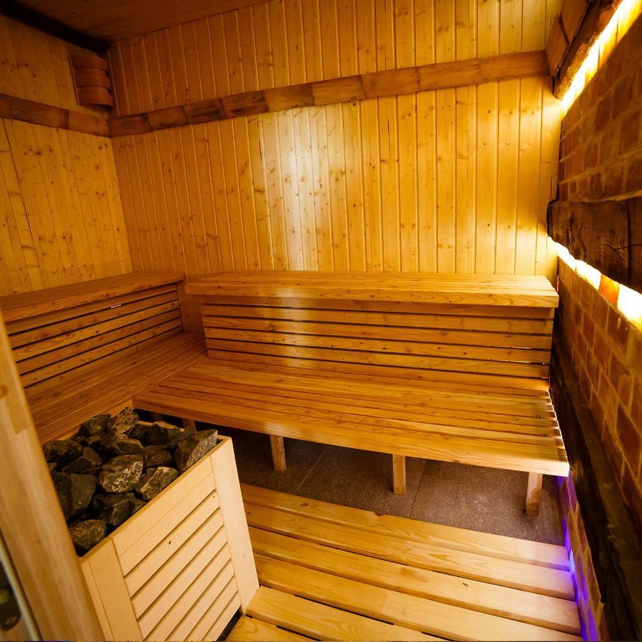 Casa Poveste Pensiunea-Muzeu Кимпулунг-Молдовенеск Екстер'єр фото